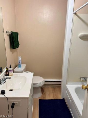 1801 South Avenue, Eden, NC 27288