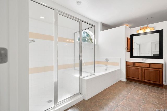 9627 JASON BND, Helotes, TX 78023