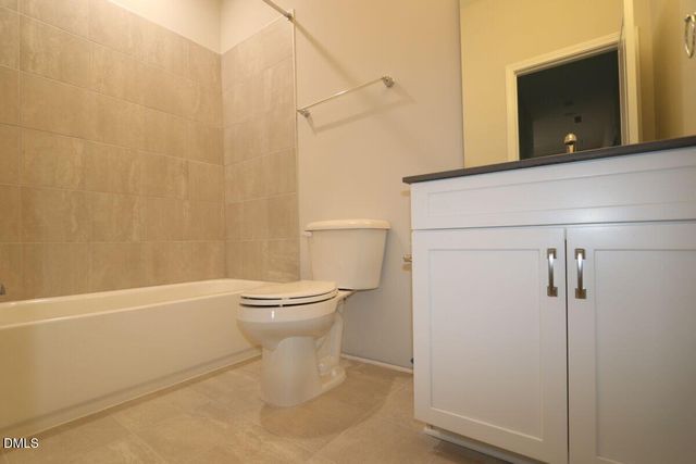 3142 Cathedral Comb Drive 254, Apex, NC 27502