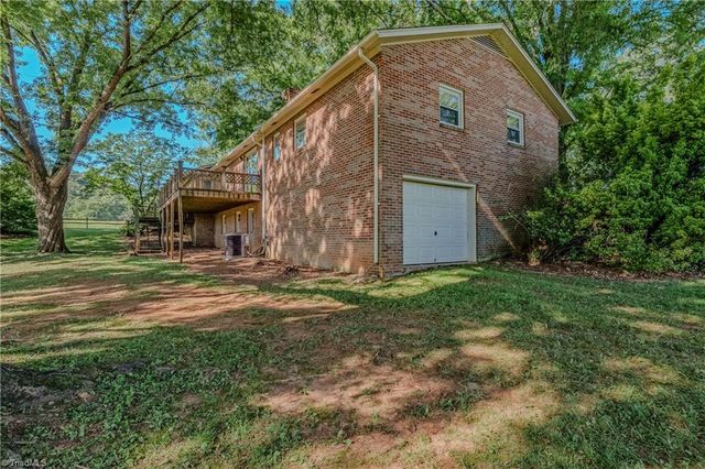 331 Sykes Dairy Road, Mount Airy, NC 27030