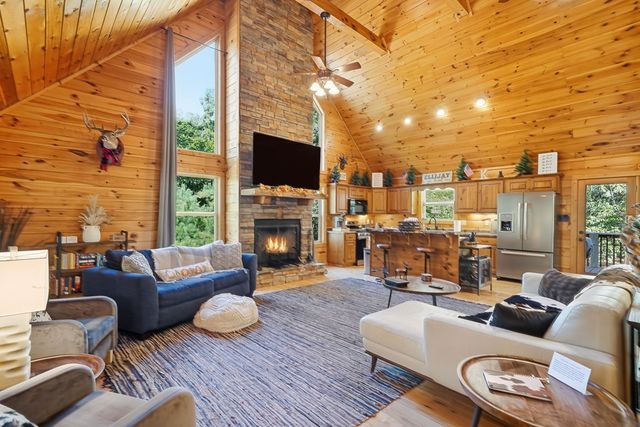 441 Carlisle Drive, Ellijay, GA 30540