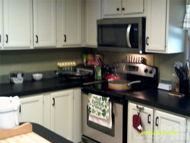 129 Desiree Drive, Statesville, NC 28677