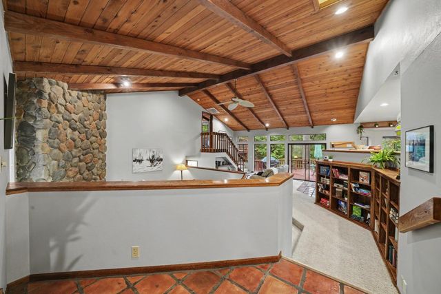16686 Meadow Vista Dr, Pioneer, CA 95666