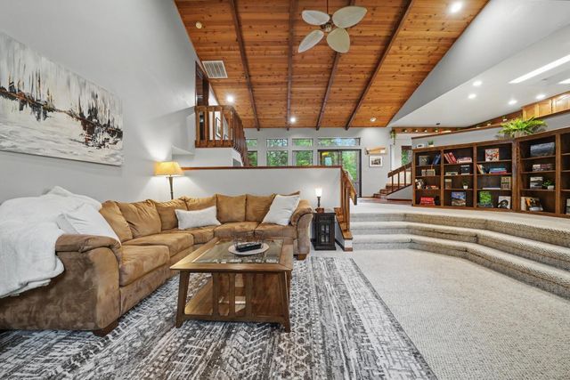 16686 Meadow Vista Dr, Pioneer, CA 95666