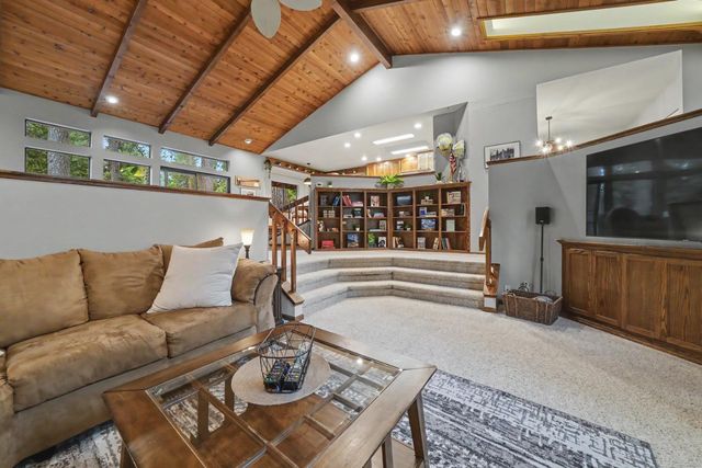 16686 Meadow Vista Dr, Pioneer, CA 95666
