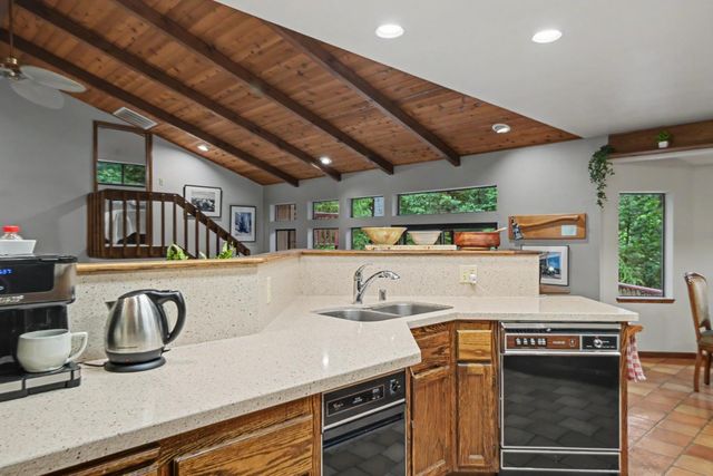 16686 Meadow Vista Dr, Pioneer, CA 95666