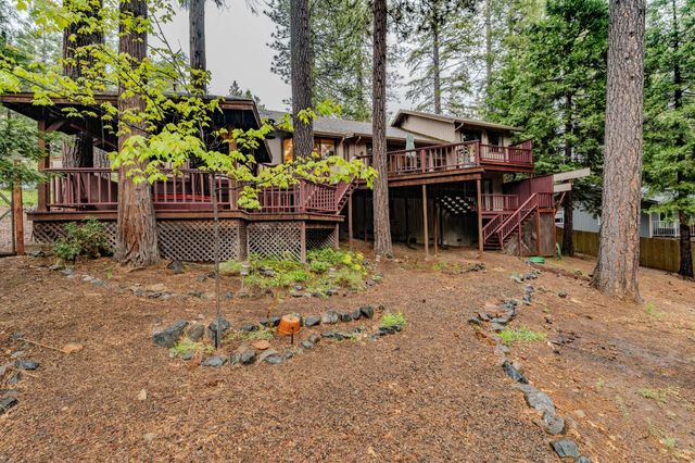16686 Meadow Vista Dr, Pioneer, CA 95666