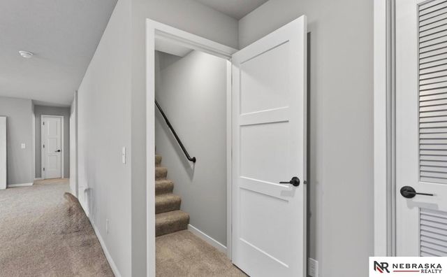 11952 S 107th Avenue, Papillion, NE 68046