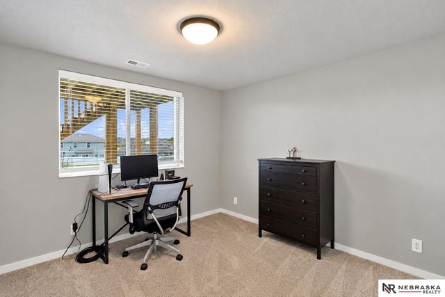 11952 S 107th Avenue, Papillion, NE 68046