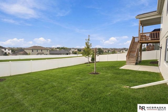 11952 S 107th Avenue, Papillion, NE 68046