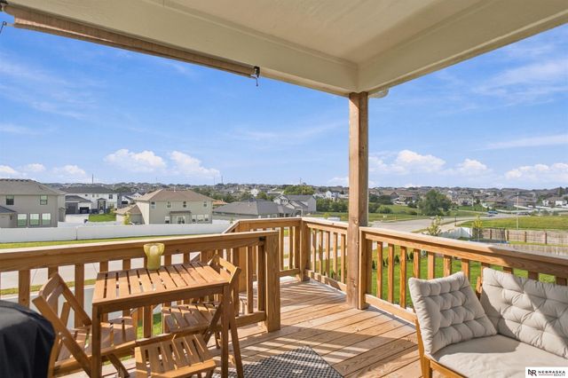 11952 S 107th Avenue, Papillion, NE 68046