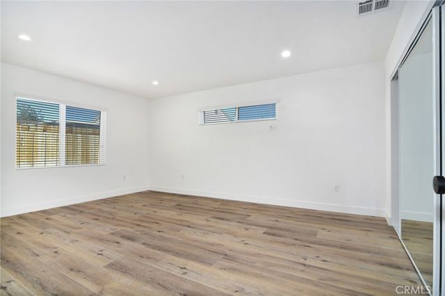 22136 Hart Street, Canoga Park, CA 91304