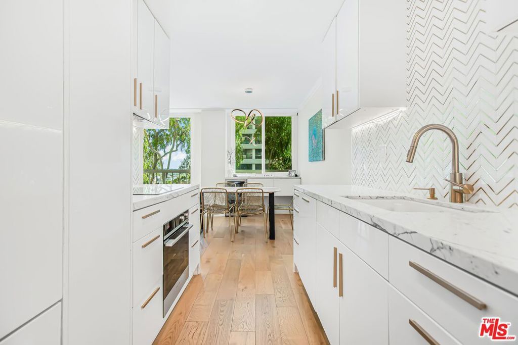 10751 Wilshire Boulevard 801, Los Angeles, CA 90024 — photo 4