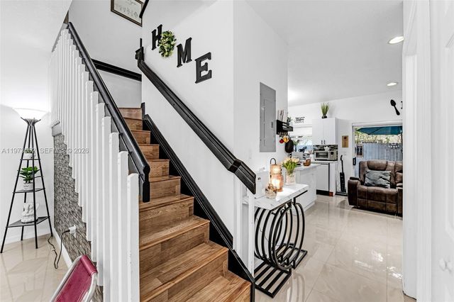 1687 SE 30th St, Homestead, FL 33035