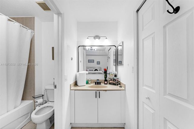 1687 SE 30th St, Homestead, FL 33035