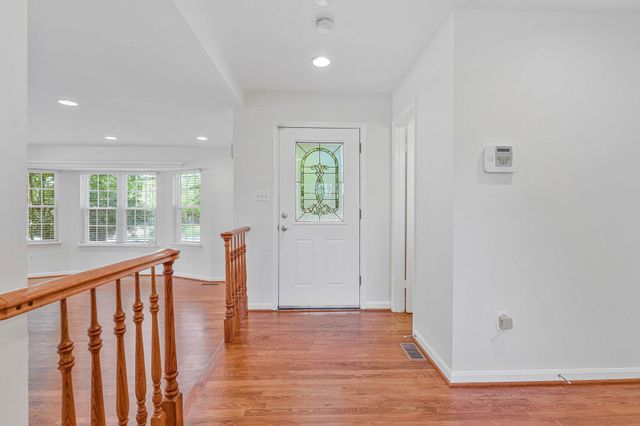 3683 BLENHEIM BLVD, Fairfax, VA 22030