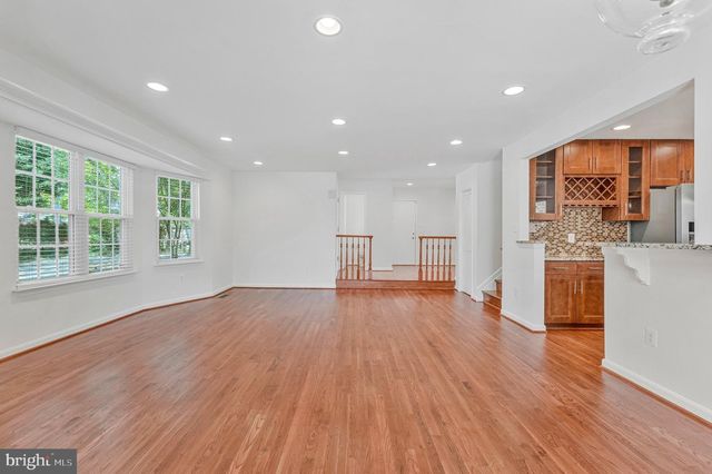 3683 BLENHEIM BLVD, Fairfax, VA 22030