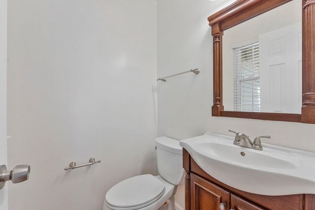 3683 BLENHEIM BLVD, Fairfax, VA 22030