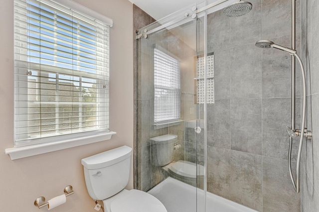 3683 BLENHEIM BLVD, Fairfax, VA 22030
