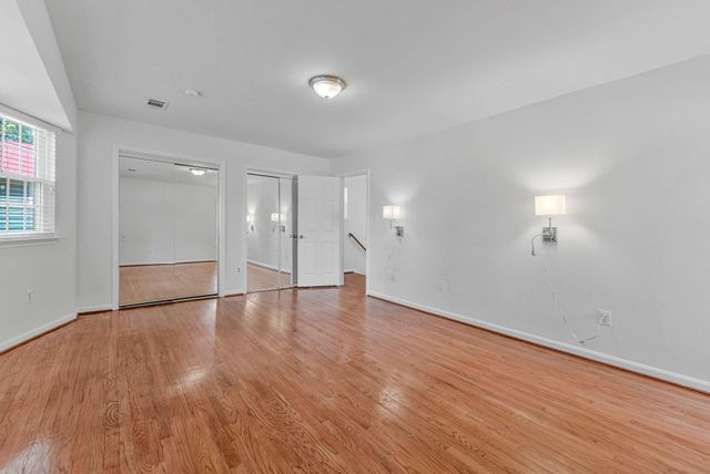 3683 BLENHEIM BLVD, Fairfax, VA 22030
