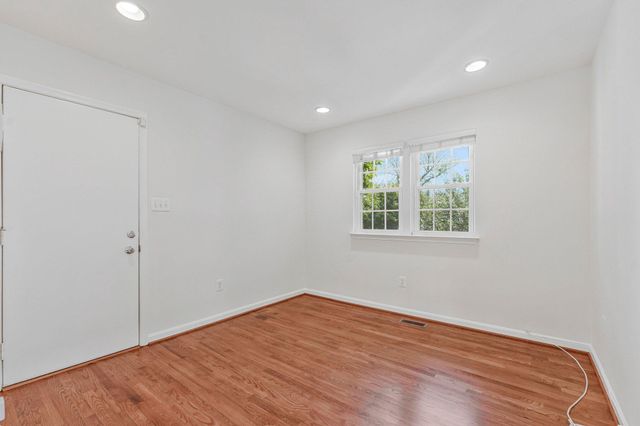 3683 BLENHEIM BLVD, Fairfax, VA 22030