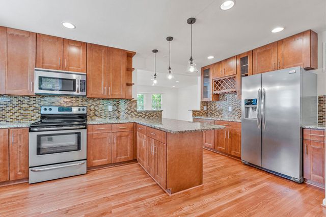 3683 BLENHEIM BLVD, Fairfax, VA 22030