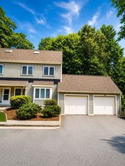 164 Weatherstone Dr 164, Worcester, MA 01604