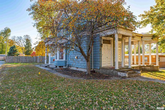 726 PARK Avenue, Pekin, IL 61554