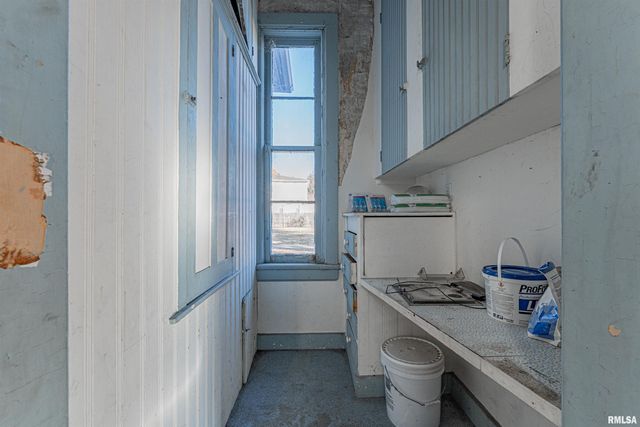 726 PARK Avenue, Pekin, IL 61554