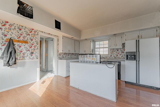 726 PARK Avenue, Pekin, IL 61554