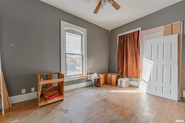 726 PARK Avenue, Pekin, IL 61554