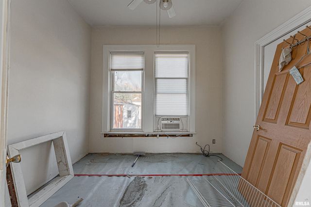 726 PARK Avenue, Pekin, IL 61554