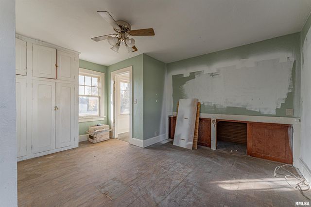 726 PARK Avenue, Pekin, IL 61554