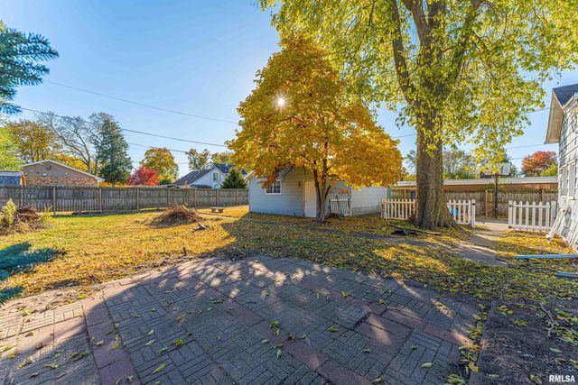 726 PARK Avenue, Pekin, IL 61554