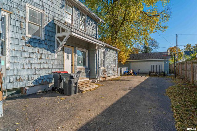 726 PARK Avenue, Pekin, IL 61554