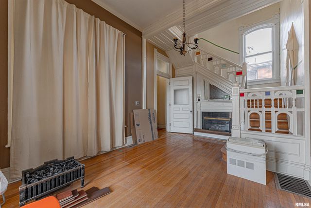 726 PARK Avenue, Pekin, IL 61554