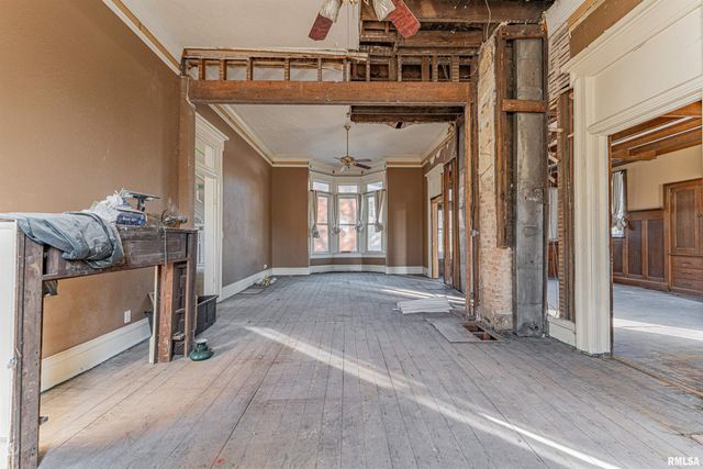 726 PARK Avenue, Pekin, IL 61554