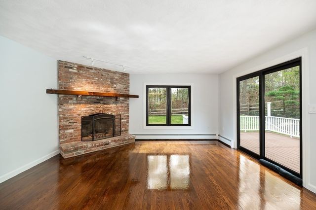40 Sagamore Street, Hamilton, MA 01982