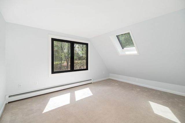 40 Sagamore Street, Hamilton, MA 01982