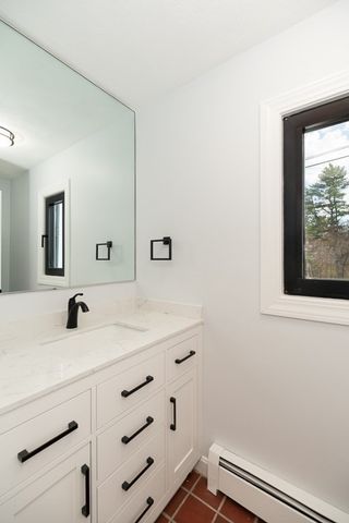 40 Sagamore Street, Hamilton, MA 01982