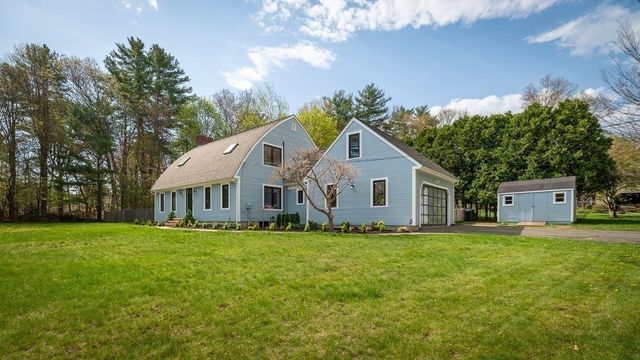40 Sagamore Street, Hamilton, MA 01982