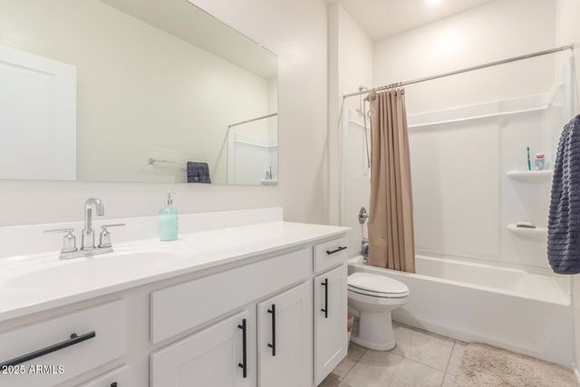 1160 W AVALON CANYON Drive, Casa Grande, AZ 85122