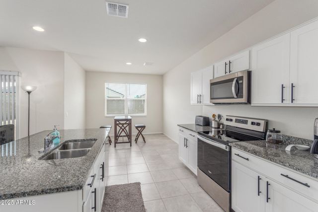 1160 W AVALON CANYON Drive, Casa Grande, AZ 85122