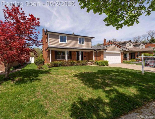 5 Snow Court, Dearborn, MI 48124