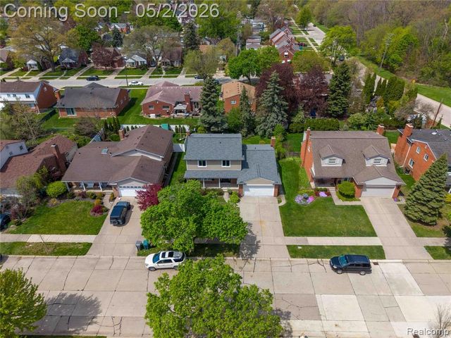 5 Snow Court, Dearborn, MI 48124