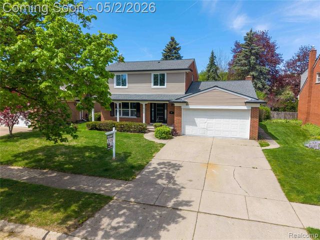 5 Snow Court, Dearborn, MI 48124