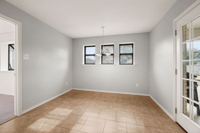 137 E Louella Drive, Hurst, TX 76054