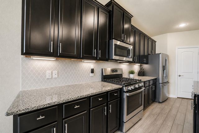 5319 Lauren Manor Drive, Brookshire, TX 77423