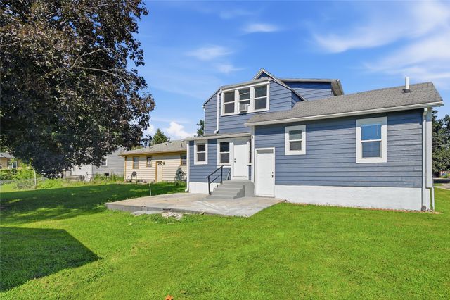 1614 Searle Street, Des Moines, IA 50317