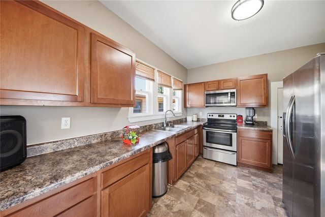 1614 Searle Street, Des Moines, IA 50317